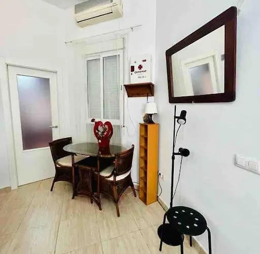 Privado En Alameda De Hercules דירה